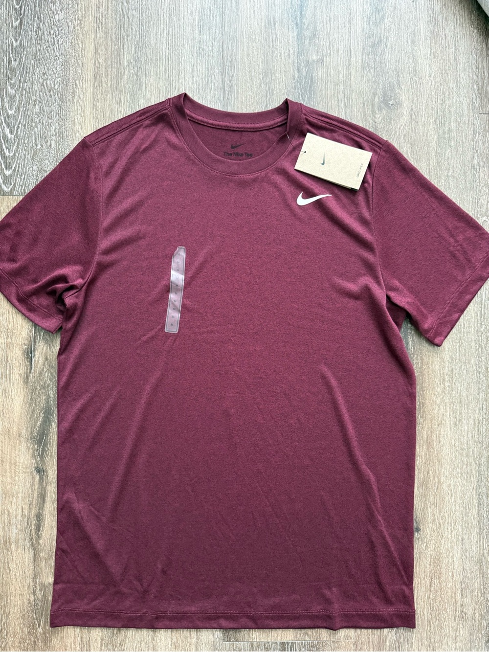 Nike Men’s Dri-FIT Training T-Shirt Burgundy Heather Size M NWT DX0995-638